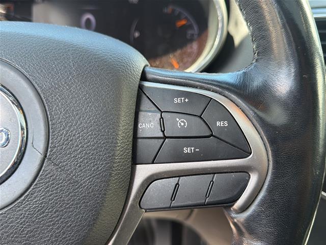 Used 2020 Granite Crystal Clearcoat Metallic Jeep  image 19