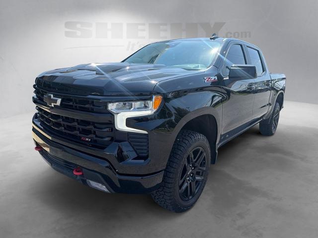 Used 2022 Black Chevrolet  image 16