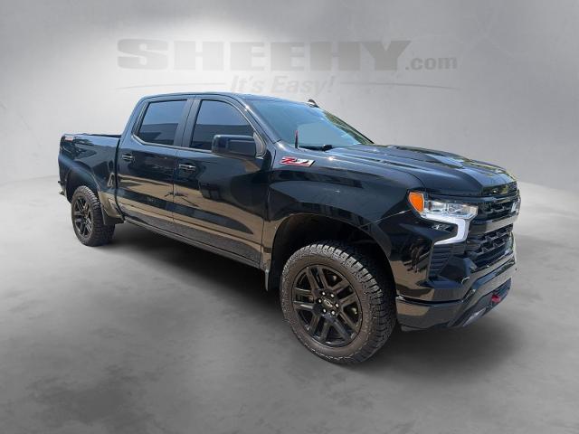 Used 2022 Black Chevrolet  image 2