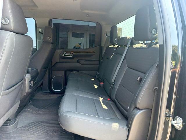 Used 2022 Black Chevrolet  image 7