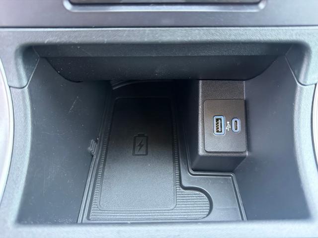 Used 2022 Stone Blue Metallic Ford  image 20