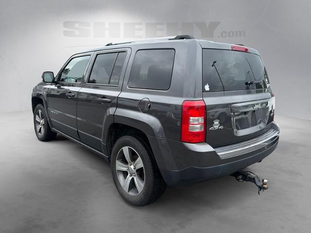 Used 2016 Crystal Metallic Jeep  image 14