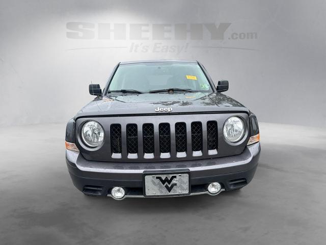 Used 2016 Crystal Metallic Jeep  image 16