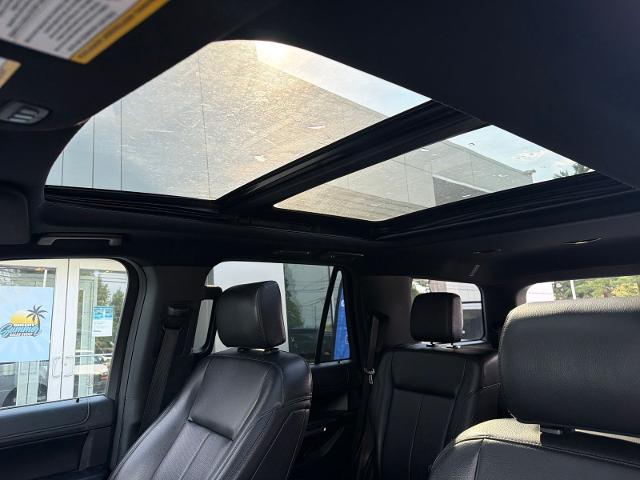 Used 2020 Star White Ford  image 11