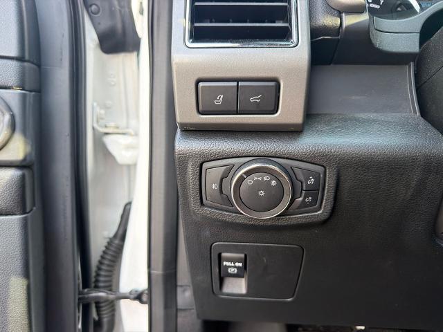 Used 2020 Star White Ford  image 22