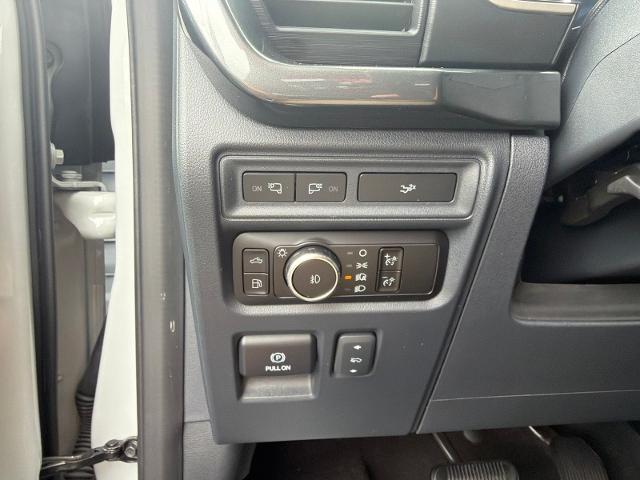Used 2023 Avalanche Gray Ford  image 18