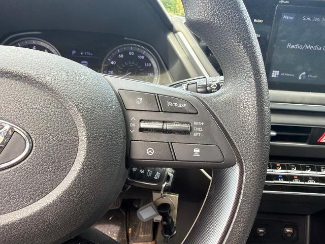 Used 2020 Quartz White Hyundai  image 18