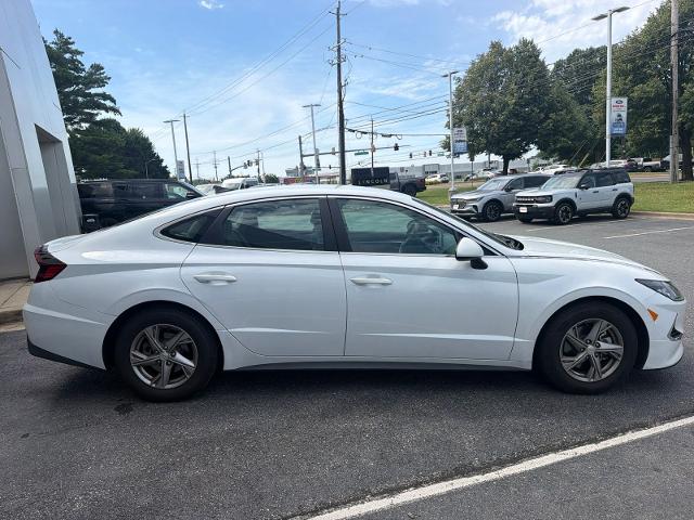 Used 2020 Quartz White Hyundai  image 2