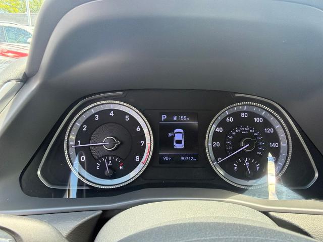 Used 2020 Quartz White Hyundai  image 6
