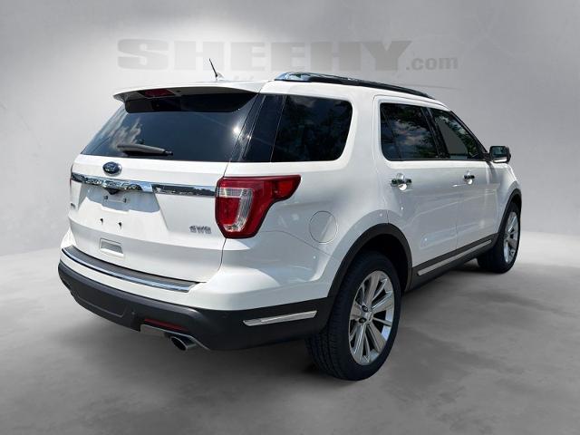 Used 2018 White Platinum Clearcoat Metallic Ford  image 11