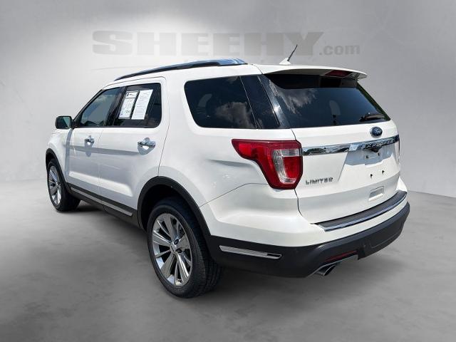 Used 2018 White Platinum Clearcoat Metallic Ford  image 13
