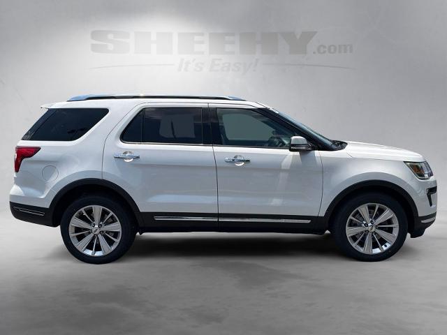 Used 2018 White Platinum Clearcoat Metallic Ford  image 9
