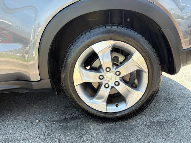 Used 2018 Modern Steel Metallic Honda  image 22