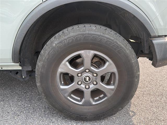 Used 2023 Cactus Green / Gray Ford  image 22