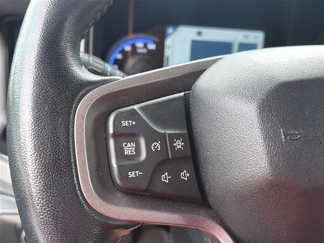 Used 2023 Cactus Green / Gray Ford  image 23