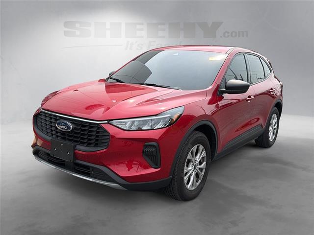 Used 2025 Rapid Red Metallic Tinted Clearcoat Ford  image 15