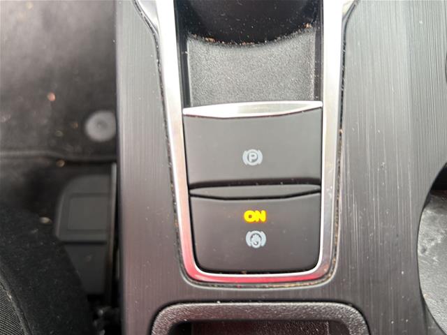 Used 2025 Rapid Red Metallic Tinted Clearcoat Ford  image 22