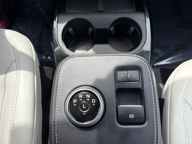 Used 2023 Space White Metallic Ford  image 19
