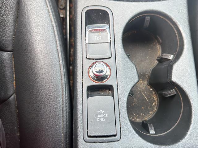 Used 2018 Florett Silver Metallic Audi  image 19