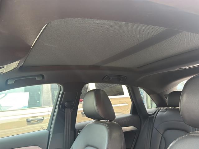 Used 2018 Florett Silver Metallic Audi  image 9