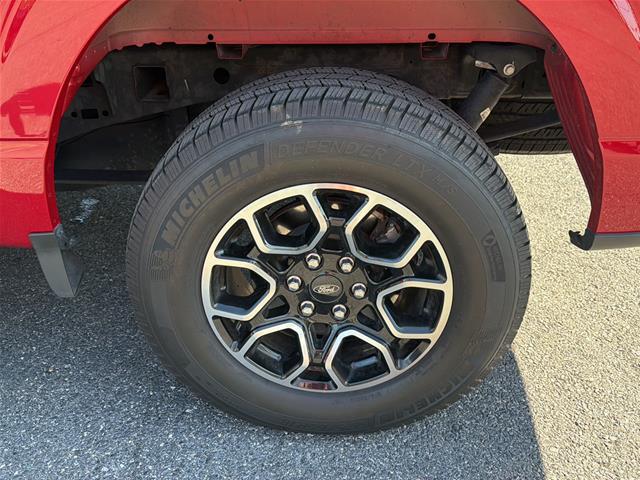 Used 2021 Rapid Red Metallic Tinted Clearcoat Ford  image 23