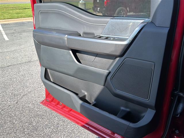 Used 2021 Rapid Red Metallic Tinted Clearcoat Ford  image 25
