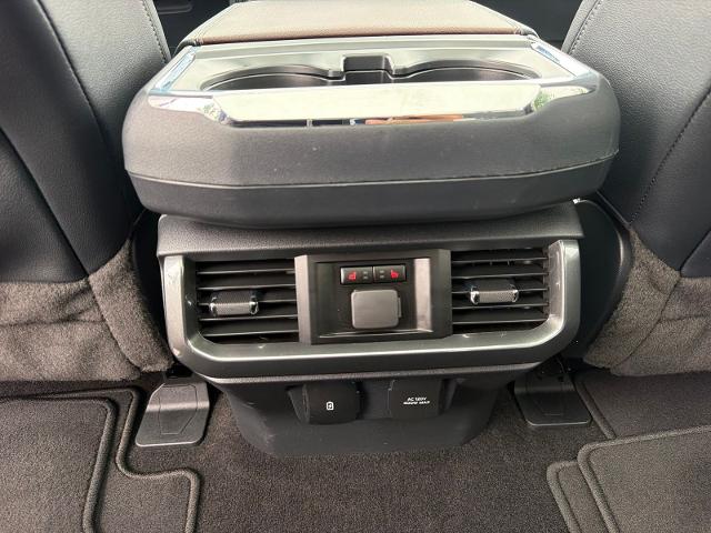 Used 2023 Agate Black Metallic Ford  image 20