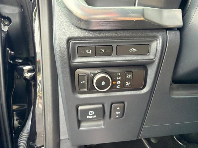 Used 2023 Agate Black Metallic Ford  image 24
