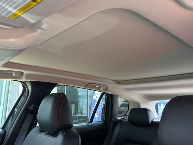 Used 2024 Polymetal Gray Metallic Mazda  image 11