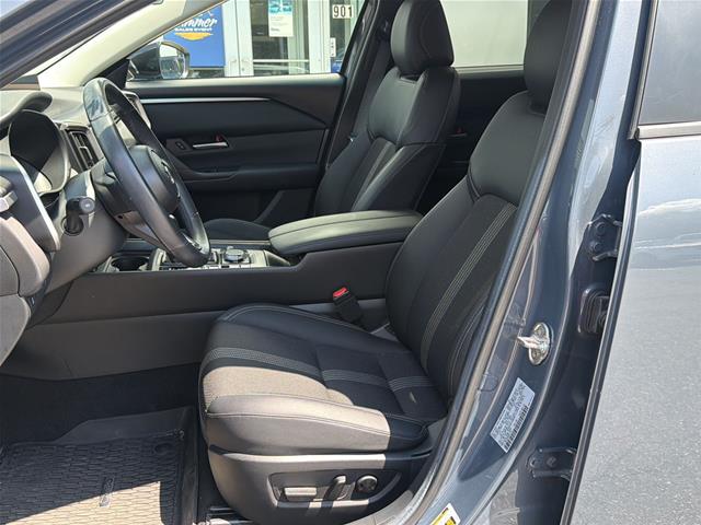 Used 2024 Polymetal Gray Metallic Mazda  image 8