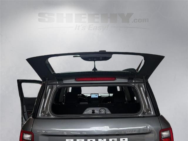 Used 2022 Carbonized Gray Metallic Ford  image 23