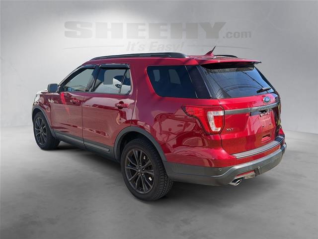 Used 2018 Ruby Red Metallic Tinted Clearcoat Ford  image 13