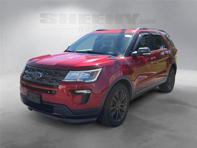 Used 2018 Ruby Red Metallic Tinted Clearcoat Ford  image 14
