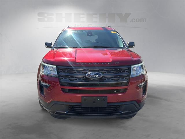 Used 2018 Ruby Red Metallic Tinted Clearcoat Ford  image 15