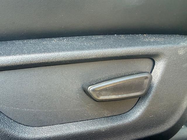 Used 2024 Vapor Blue Metallic Ford  image 28