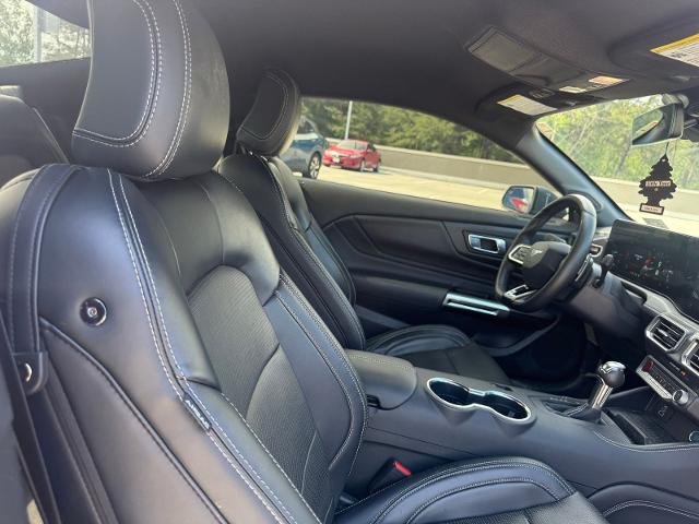Used 2024 Vapor Blue Metallic Ford  image 29