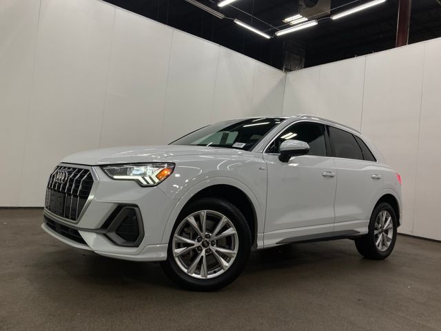 2023 Audi Q3