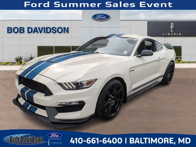 2020 Ford Mustang