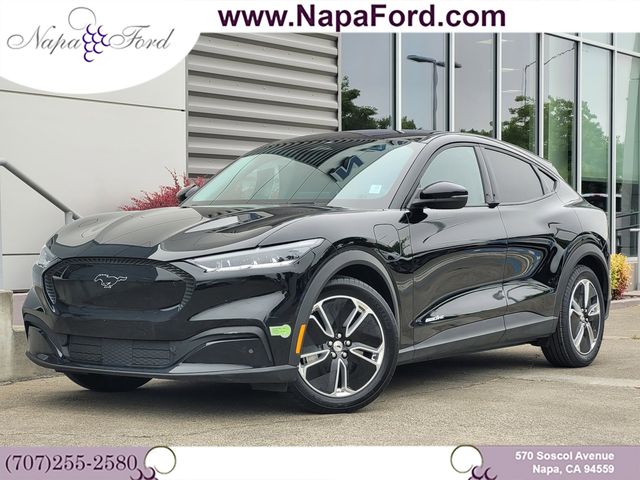 2022 Ford Mustang Mach-e