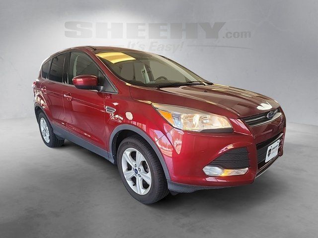 Used 2016 Ruby Red Metallic Ford  image 2