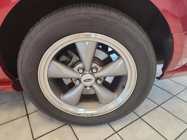Used 2005 Redfire Clearcoat Metallic Ford  image 23