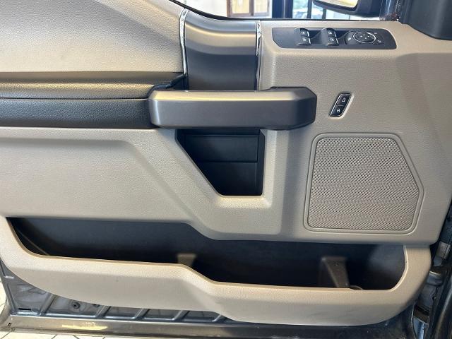 Used 2019 Magnetic Metallic Ford  image 22