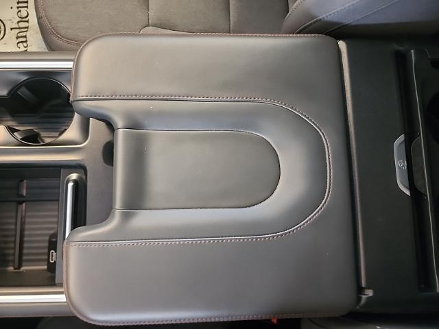 Certified Used 2025 Agate Black Metallic Ford  image 30