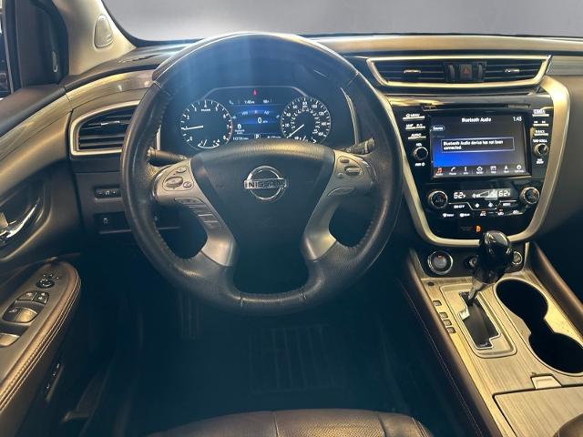 Used 2015 Magnetic Black Nissan  image 3