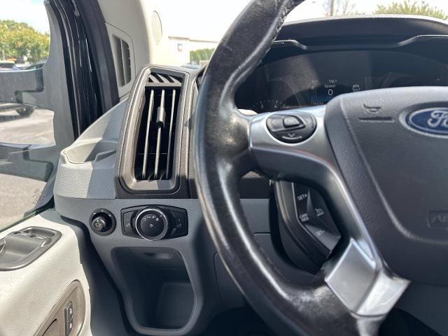 Used 2019 Shadow Black Ford  image 17