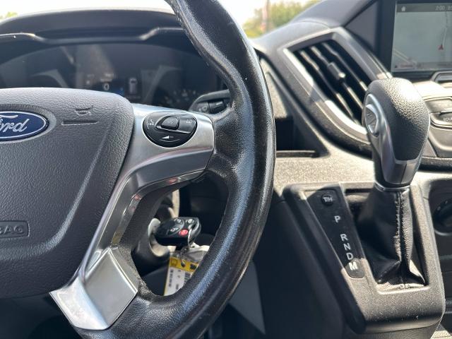 Used 2019 Shadow Black Ford  image 18