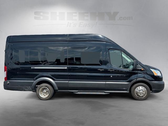 Used 2019 Shadow Black Ford  image 9