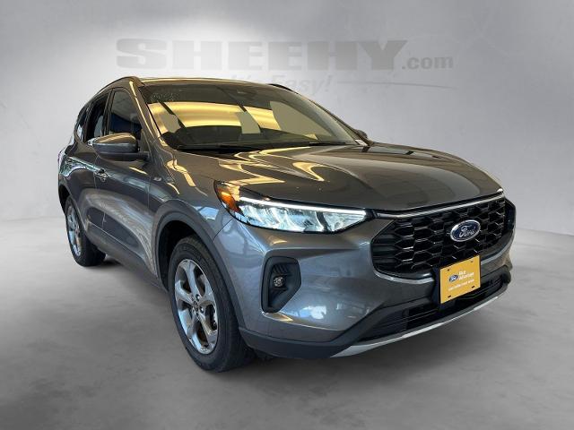 Used 2025 Carbonized Gray Metallic Ford  image 2