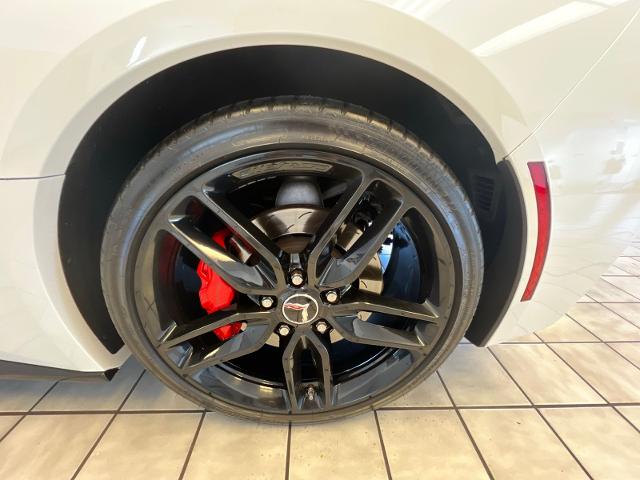 Used 2014 Arctic White Chevrolet  image 21