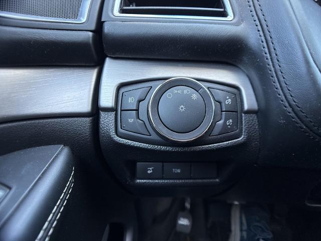 Used 2017 Shadow Black Ford  image 21